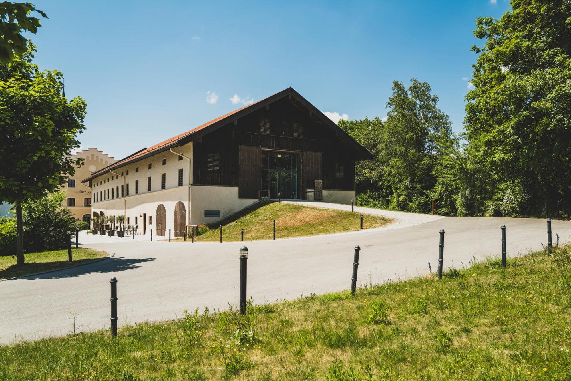 Landhotel Alte Zollstation- Historical Building Pittenhart Exterior photo