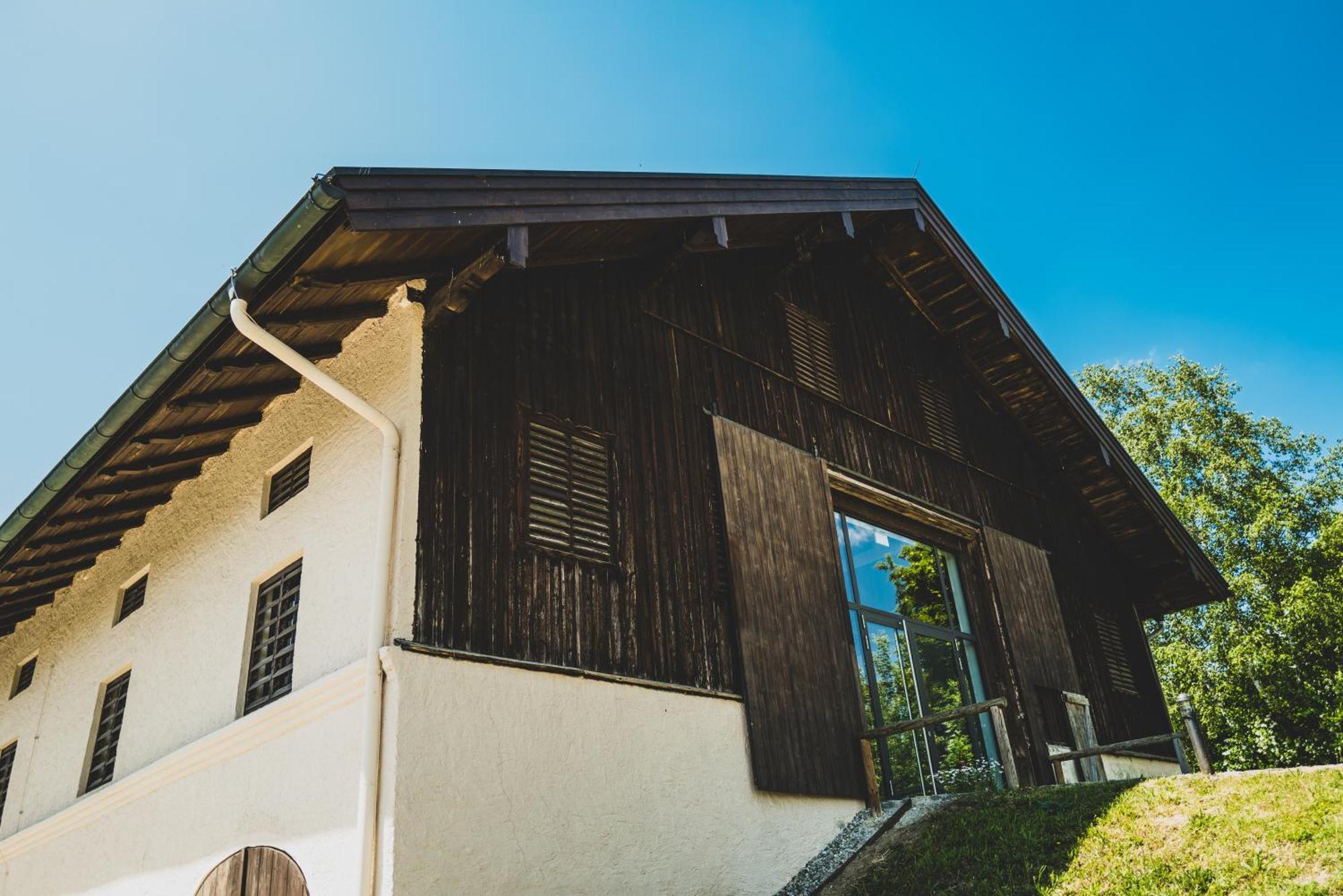 Landhotel Alte Zollstation- Historical Building Pittenhart Exterior photo