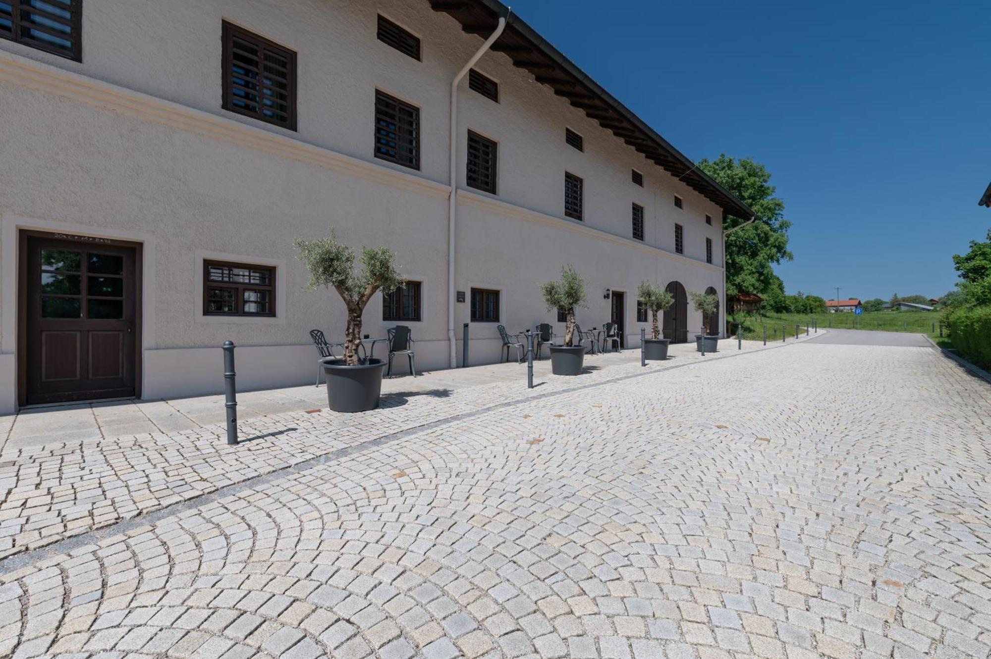 Landhotel Alte Zollstation- Historical Building Pittenhart Exterior photo