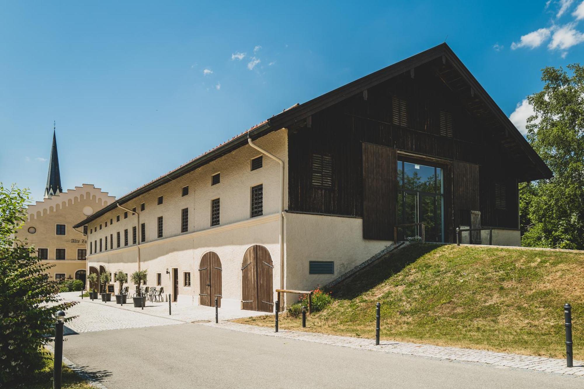 Landhotel Alte Zollstation- Historical Building Pittenhart Exterior photo